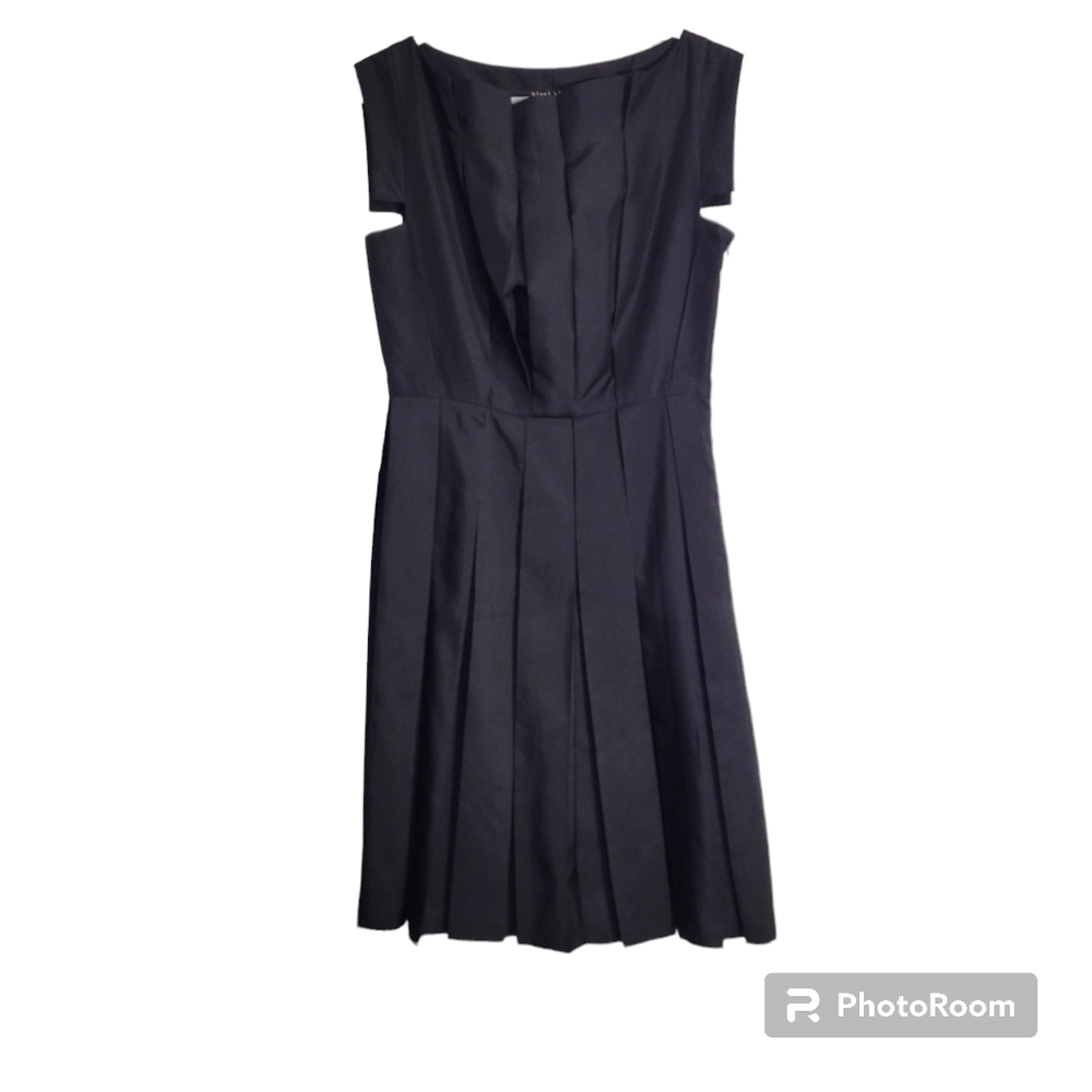 Black Halo Pleated Black Silk Dress size 2